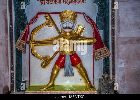 Statue of Mahavira in Jain Temple, Jaisalmer Fort, Jaisalmer, Rajasthan ...