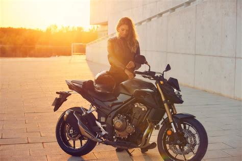 Naked Da Euro Ecco Modelli Per La Patente A Insella