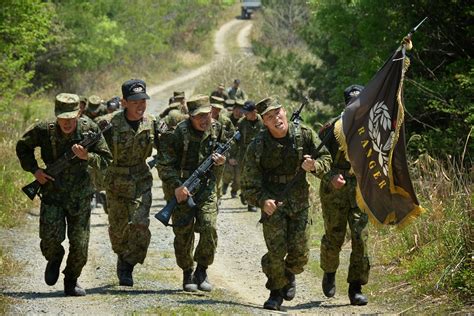 尤里安／兵力夠？ 從日本自衛隊建「陸上總隊」看募兵制 Ettoday論壇新聞 Ettoday新聞雲