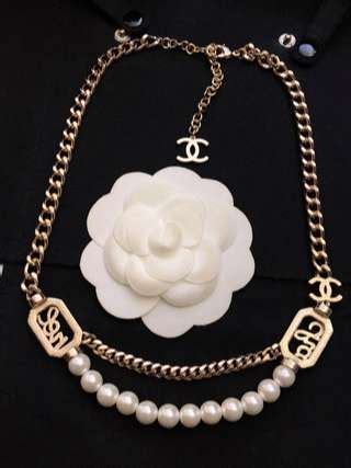 Chanel Pearl Necklace Gold For Women Crozus