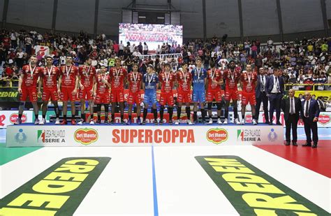 Pallavolo La Cucine Lube Beffata Al Tiebreak In Supercoppa Notizie