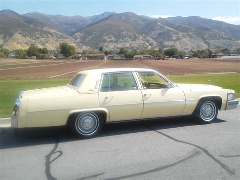 1978 Cadillac DeVille Base Sedan 4-Door 7.0L