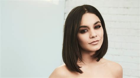 Vanessa Hudgens's New Mermaid-Length Hair Will Make You Rethink Getting ...