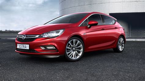 Nuova Opel Astra Berlina Compatta Con Tecnologie Da Prima Della Classe