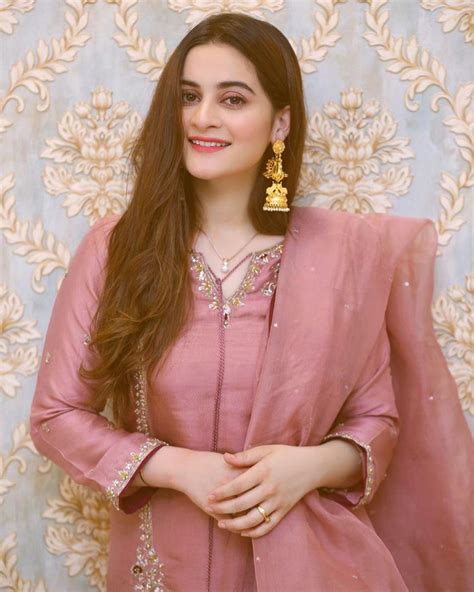 Beautiful Aiman Khan Latest Pictures From Instagram Reviewitpk