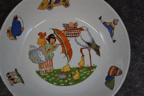 ANCIENNE ASSIETTE HUMORISTIQUE EN FAIENCE DE SARREGUEMINES DECOR BEBE