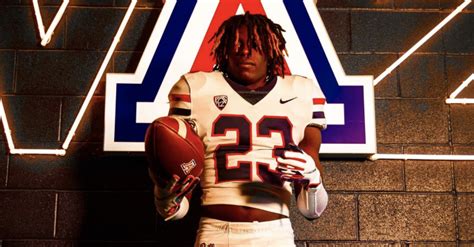 A look at the Arizona Wildcats' 2023 football recruiting class