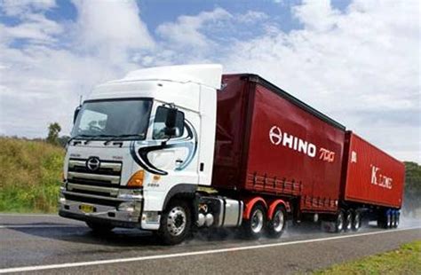 2007 Hino 700 Series - Gallery | Top Speed