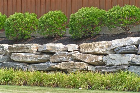 Large Landscaping Rocks: How to Use Them - Landscaper List