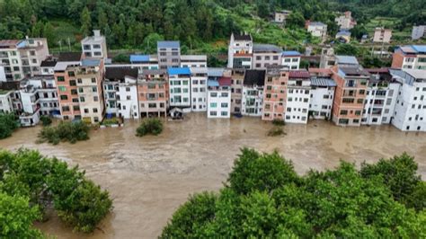 China Issues Red Alerts For Mountain Torrents Rainstorms Shine News