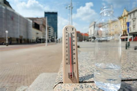 Ovog Ljeta Ekaju Nas Iznadprosje Ne Temperature I Su A Portal