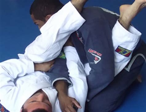 Ude Hishigi Juji Gatame Arataba Jiu Jitsu