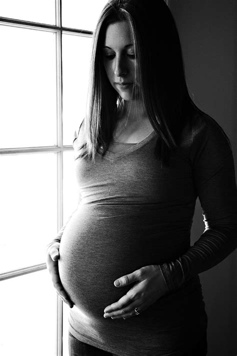 Crystal Jones Photography Black And White Studio Maternity Photos In