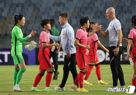 여자월드컵 앞둔 콜린 벨호 아놀드 클라크컵 통해 실전 경험 쌓는다 네이트 스포츠