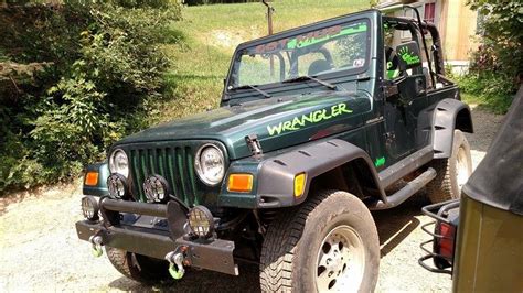 JEEP WRANGLER HOOD DECAL SET CHOOSE COLOR – Vellosvinyl