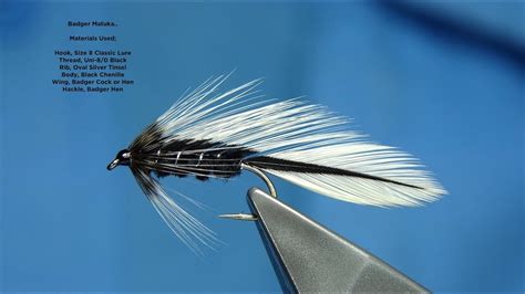 Tying The Badger Matuka With Davie McPhail YouTube