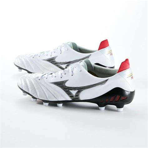 Jual JUAL SEPATU BOLA MIZUNO MORELIA 3 BETA FG LEATHER WHITE BLACK