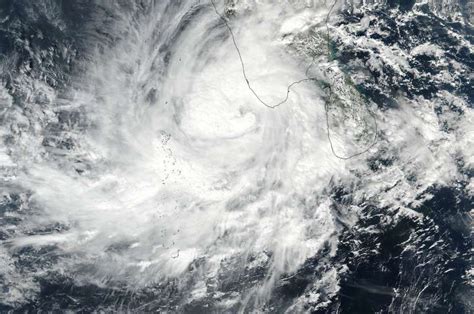 Suomi NPP Catches Birth Of Northern Indian Ocean Tropical Cyclone Ockhi