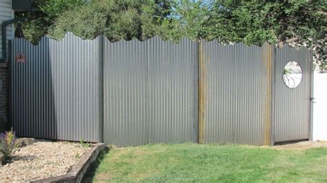 Metal Privacy Fence Design for Garden