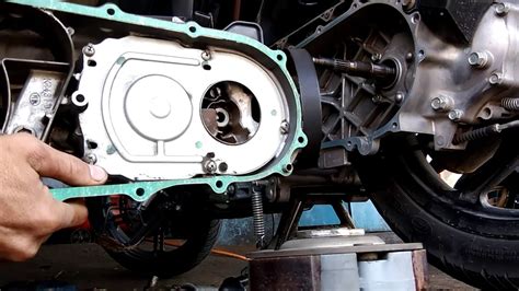 OPREK CVT Cara Mengatasi Bunyi Kretek Pada Motor Beat Matic YouTube