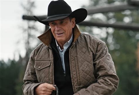 Yellowstone season 4 John Dutton Quilted Jacket | Personality Cafe