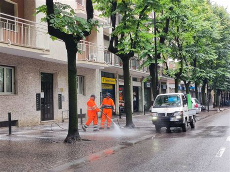 Lecco Nuovi Servizi Di Igiene Urbana