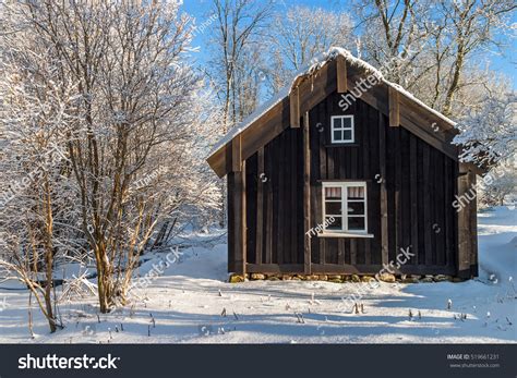 Old Cottage In Winter With Snow Stock Photo 519661231 : Shutterstock