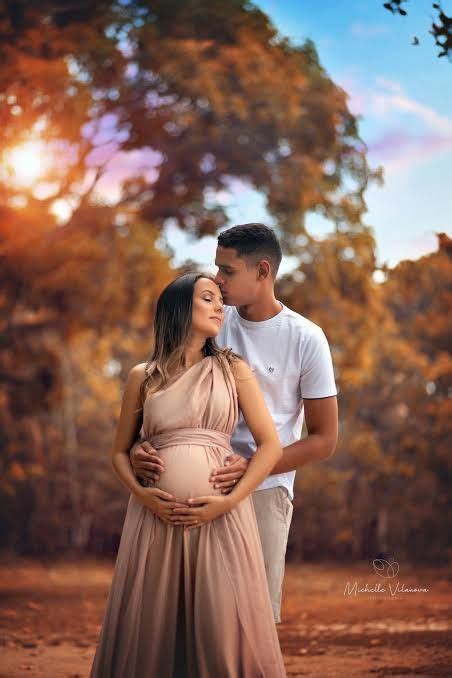 Couple Maternity Poses Outdoor Maternity Photos Maternity Photo