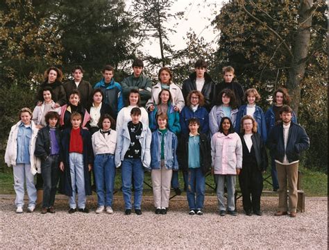 Photo De Classe 2nde 2 De 1989 Lycée Henri Vincenot Copains Davant