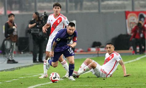 Watch Dizzying Lionel Messi Dribbling Vs Peru Highlight