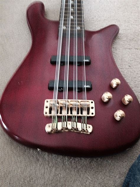 Warwick — 12 String Bass Encyclopedia