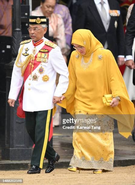 Coronation Of Yang Di Pertuan Agong Xvi Photos and Premium High Res ...