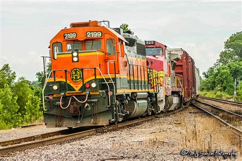 Bnsf Emd Gp Up Memphis Subdivision Bnsf Is Flickr