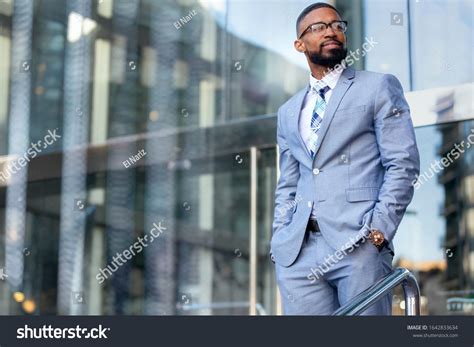 2 161 Wealthy African American Images Stock Photos Vectors