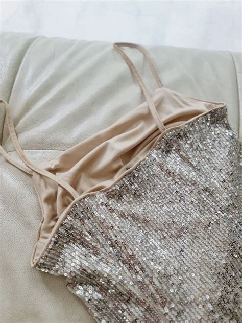 Sewa Hnm Nude Champagne Sequin Mini Dress Size S Fesyen Wanita