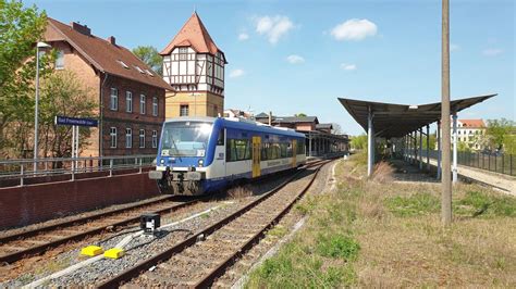 D Nebb Vt Als Dpn G Bei Der Ankunft Und Abfahrt Im Bahnhof