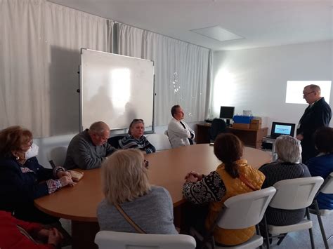 El Centro De Salud De Adra Abre Sus Puertas Al Tejido Asociativo Para