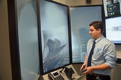 Carnival's cruise ship simulator - CNET