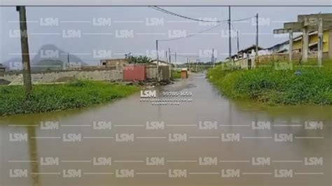 Bairros De Maric Ficam Debaixo D Gua Devido Forte Chuva Que Vem