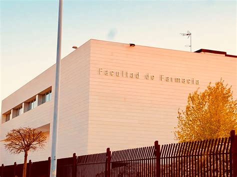 Facultad De Farmacia De Albacete