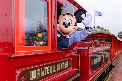 Most Relaxing Rides at Walt Disney World - Thrillist