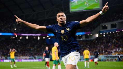 Daftar Top Skor Piala Dunia 2022 Kylian Mbappe Raih Sepatu Emas