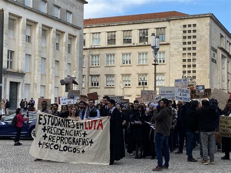 Estudantes Saem Rua Para Reivindicar Por Condi Es No Ensino Superior