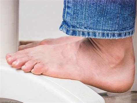 Extremar cuidados en los pies de personas diabéticas recomienda Salud