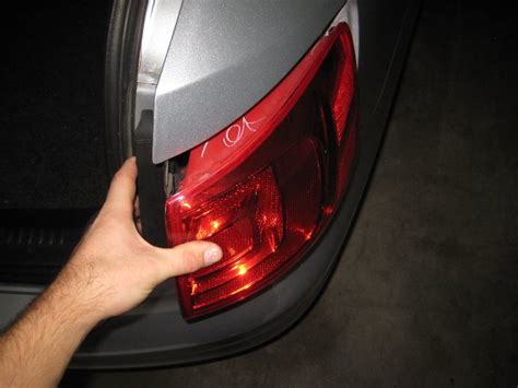 Vw Jetta Tail Light Bulbs Replacement Guide 006