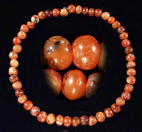 Ancient Roman jewelry: necklaces, beads & pendants