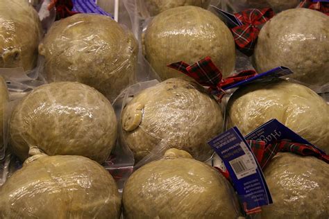 What Does Haggis Taste Like? Does Haggis Taste Good? | EatDelights