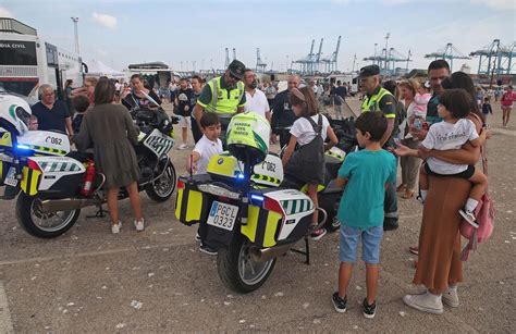 Fotos De La Exhibici N De Medios De La Guardia Civil En El Llano