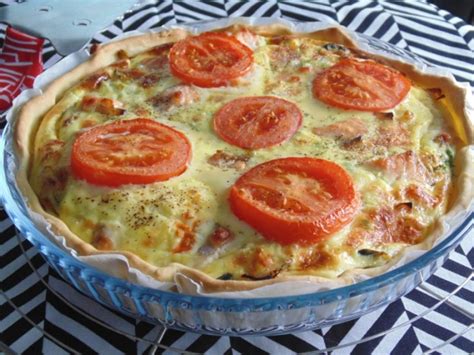 Quiche aux poireaux tomate et saumon tarte salée