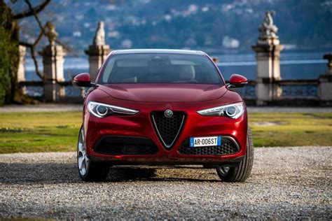 Alfa Romeo Stelvio 6C Villa DEste Motore Prezzo E Caratteristiche